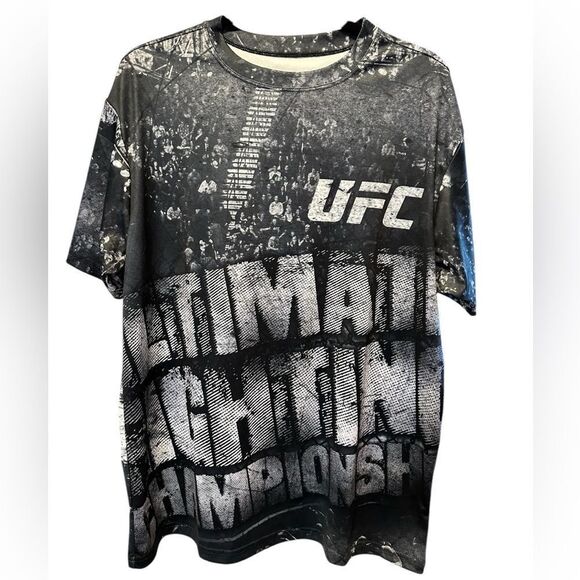 NWT UFC Men’s Black White Graphic Short Sleeve Tee Shirt - Size Medium - Picture 1 of 5
